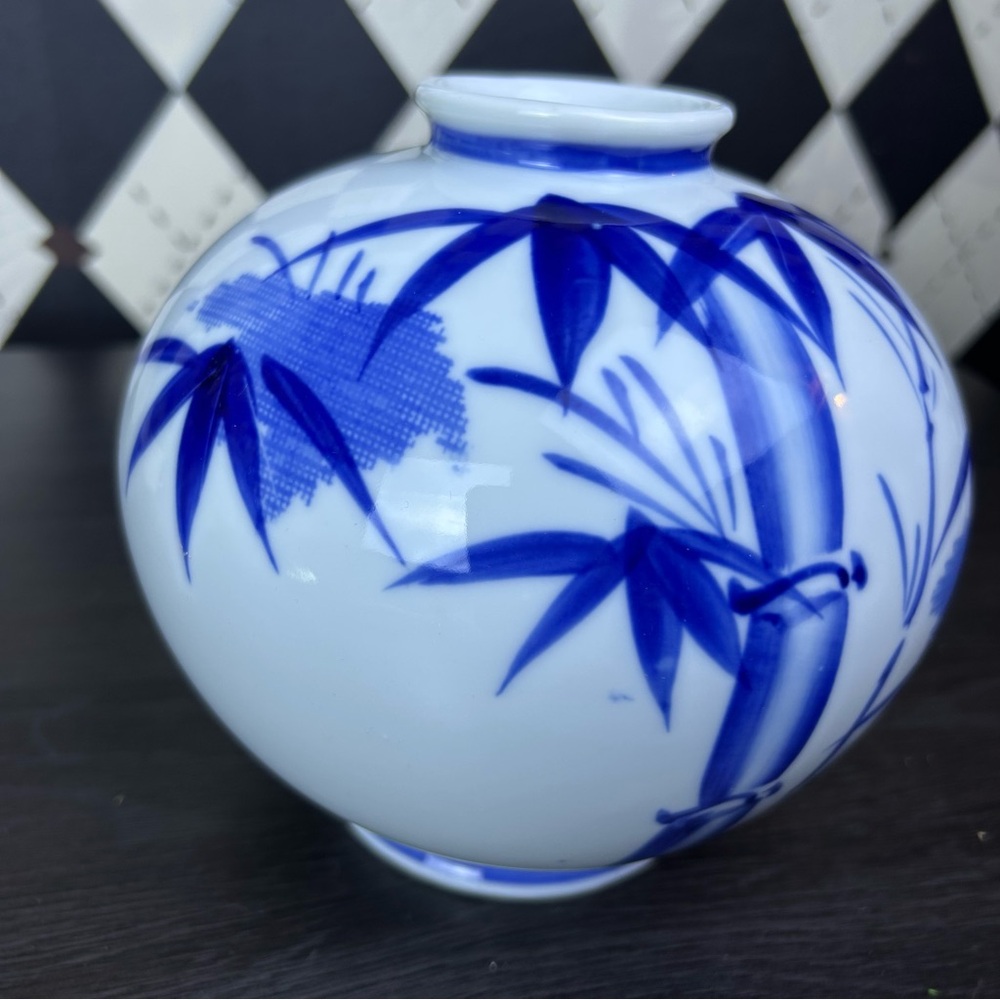 Blue White Porcelain Bamboo Vase Chinoiserie‎ 6.5” Grandmillenial Japan Decor - Picture 10 of 17